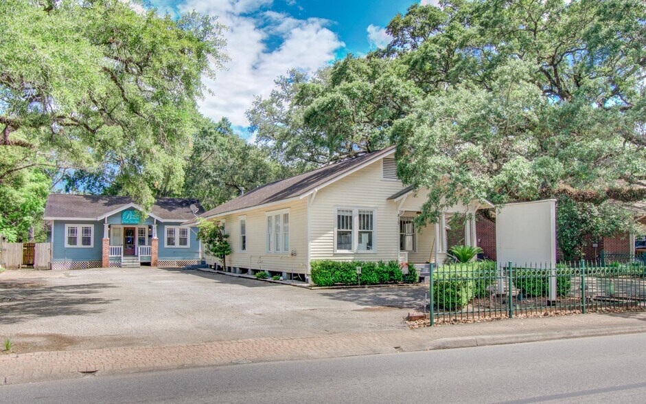 More Photos Of , League City Office For Sale