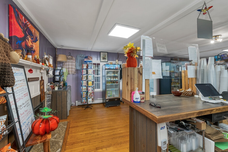 More Photos Of 136 Daniel Webster Hwy, Meredith General Retail For Sale