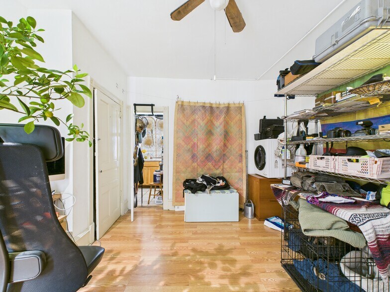 More Photos Of 4714 Woodland Ave, Philadelphia Apartments For Sale