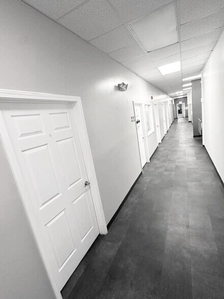 More Photos Of 2175 N Roberts Ave, Lumberton Industrial For Sale