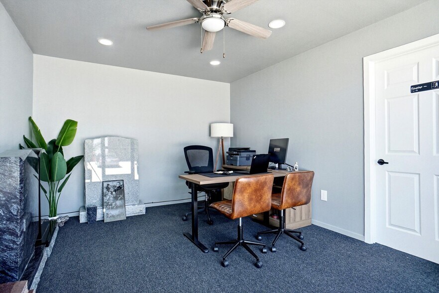 More Photos Of 13053 Harmon Rd, Fort Worth Warehouse For Sale