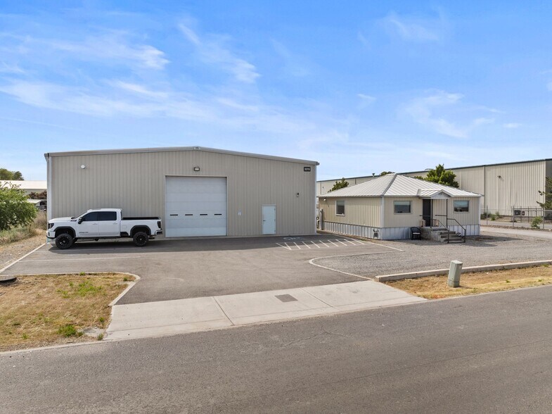 More Photos Of 3315 N Tschirley Rd, Spokane Valley Flex For Sale