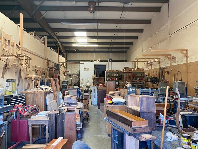 More Photos Of 19506 Industrial Dr, Sonora Warehouse For Sale