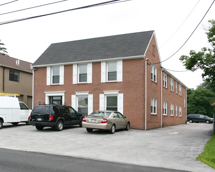 Primary Photo Of 351 E Conestoga Rd, Wayne Office For Sale