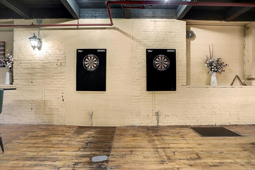 More Photos Of 35 S Main St, Batesville Warehouse For Sale