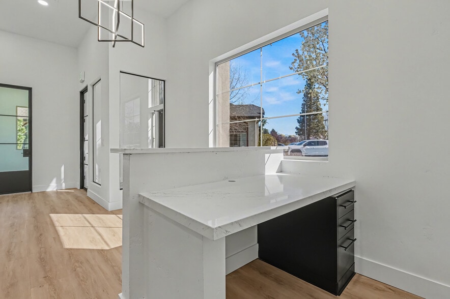 More Photos Of 3140 W Belltower Dr, Meridian Office For Lease