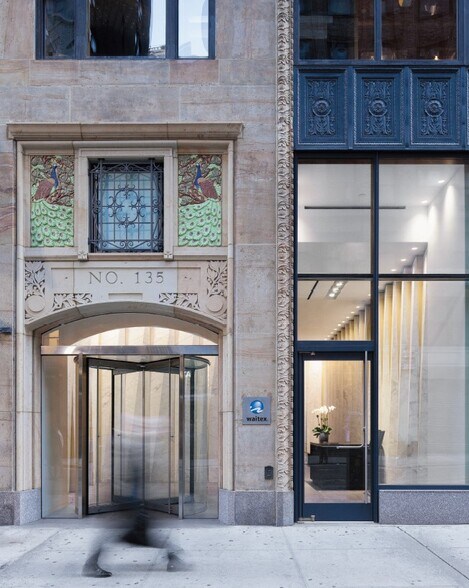 More Photos Of 135 W 36th St, New York Office For Lease