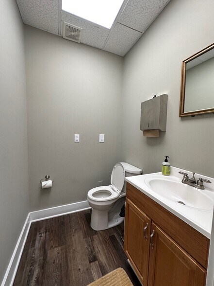 More Photos Of 2301 Stonehenge Dr, Raleigh Office For Lease