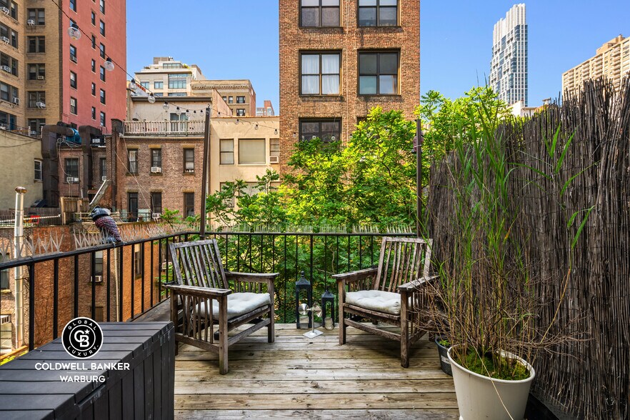More Photos Of 132 W 73rd St, New York Apartments For Sale