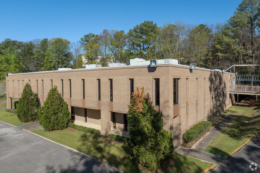 More Photos Of 301 Beacon Pky W, Birmingham Office For Lease