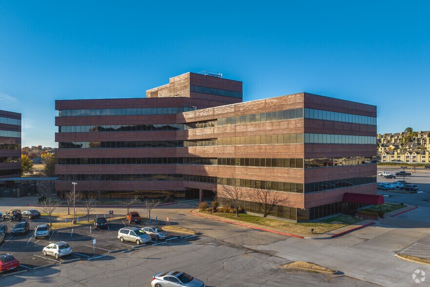 More Photos Of 7666 E 61st St, Tulsa Office For Sale