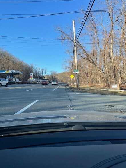 More Photos Of Route 17 North, Southfields Land For Sale