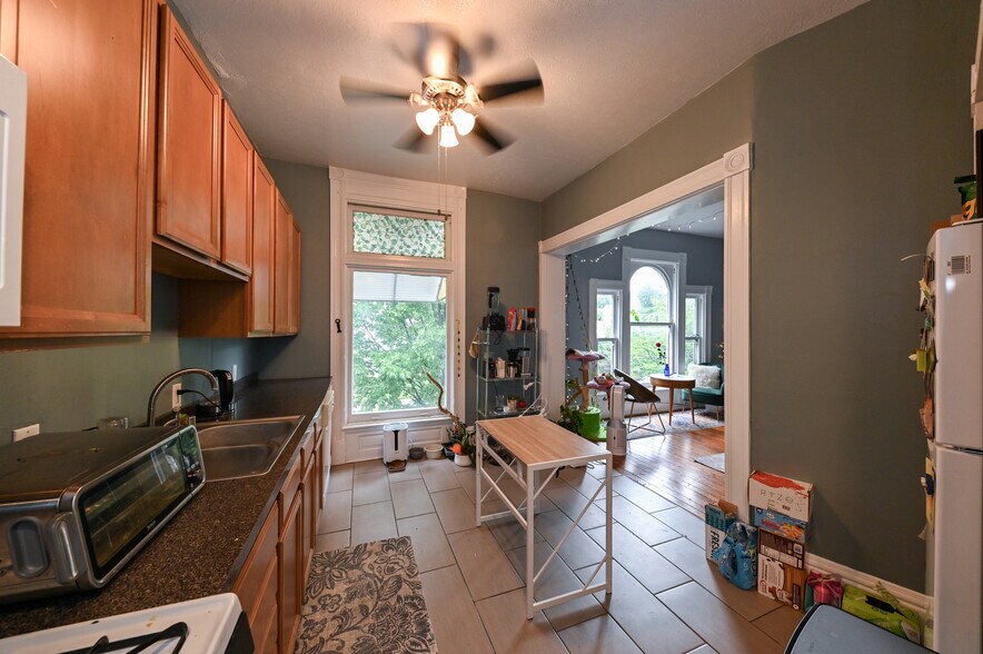 More Photos Of 1314 Highland Ave, Louisville Multifamily For Sale