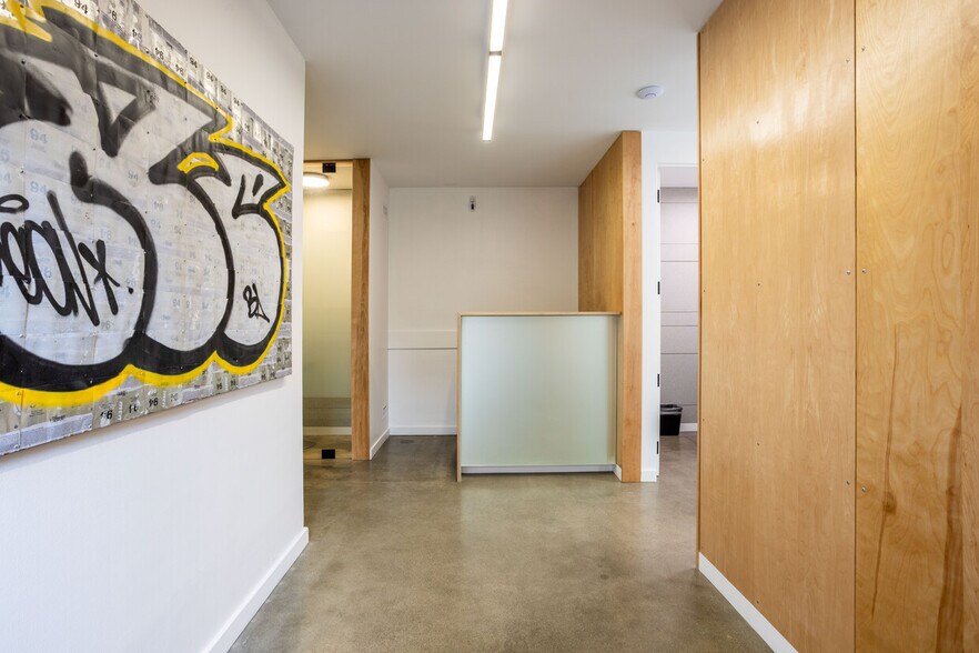 More Photos Of 12421 Venice Blvd, Los Angeles Loft Creative Space For Lease