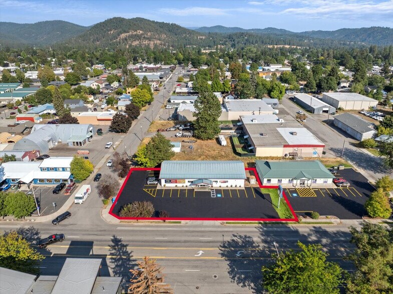 Primary Photo Of 1620 N Government Way, Coeur d'Alene Freestanding For Sale