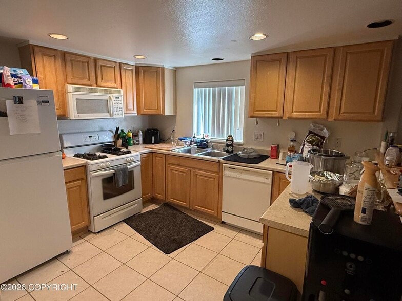 More Photos Of 1075 Eagle St, Anchorage Multifamily For Sale