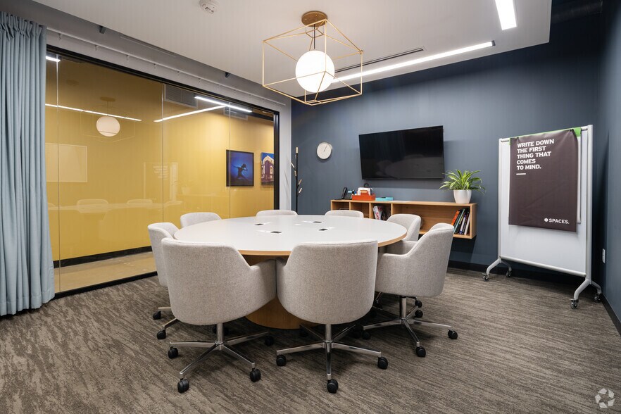 More Photos Of 4625 Lindell Blvd, Saint Louis Office For Lease