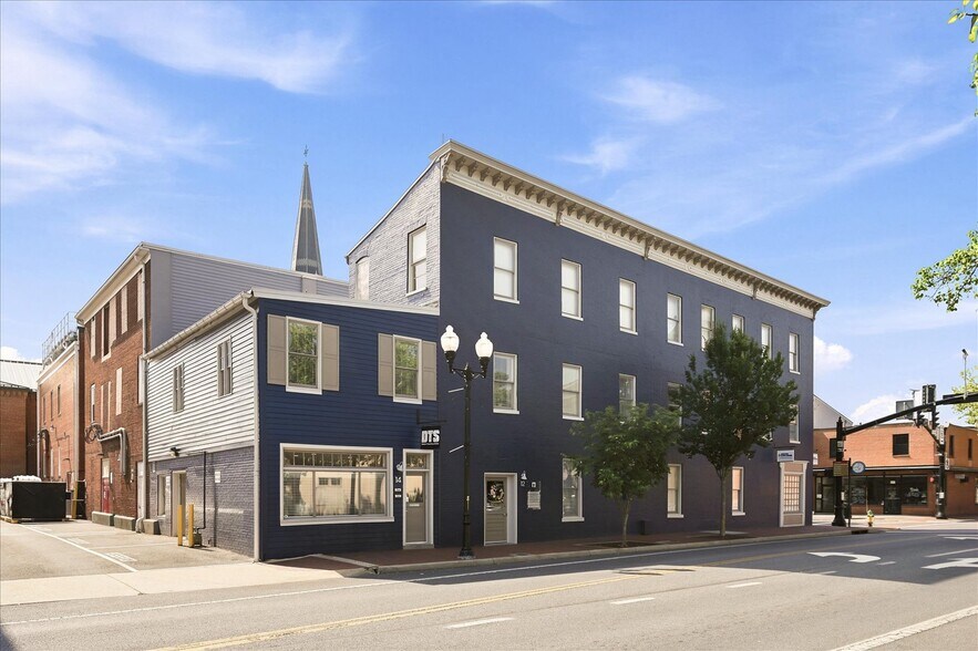 More Photos Of 48 W Boscawen St, Winchester Storefront Retail Office For Sale