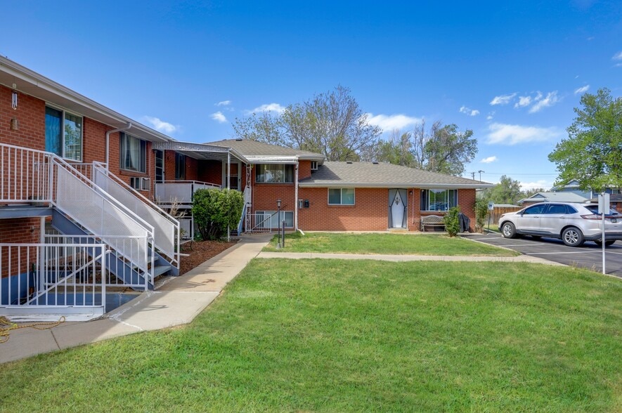 More Photos Of 1951 Upham St, Lakewood Apartments For Sale