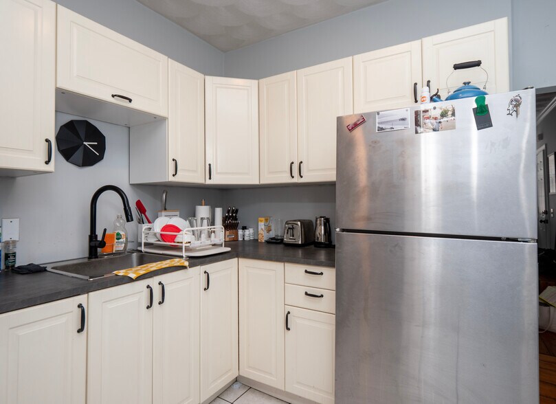 More Photos Of , Newport Multifamily For Sale