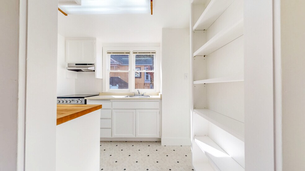 More Photos Of 625 Humboldt St, Santa Rosa Apartments For Sale