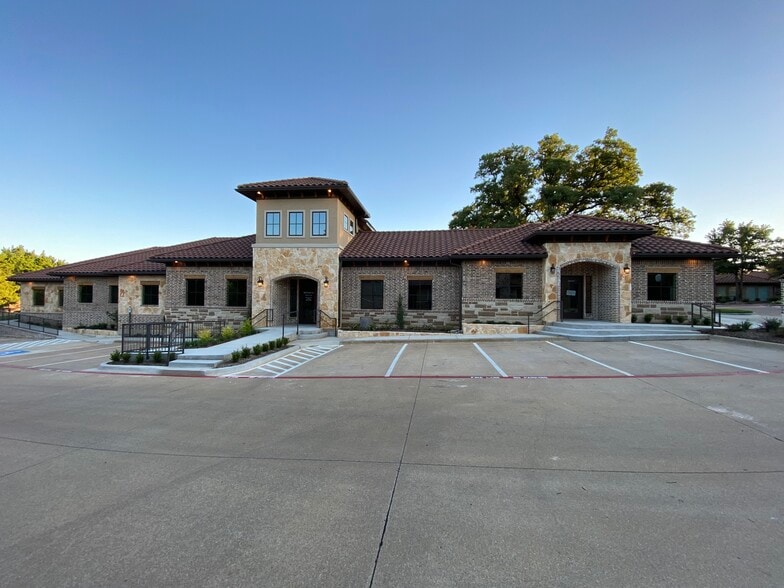 More Photos Of 609 Strada Cir, Mansfield Medical For Lease