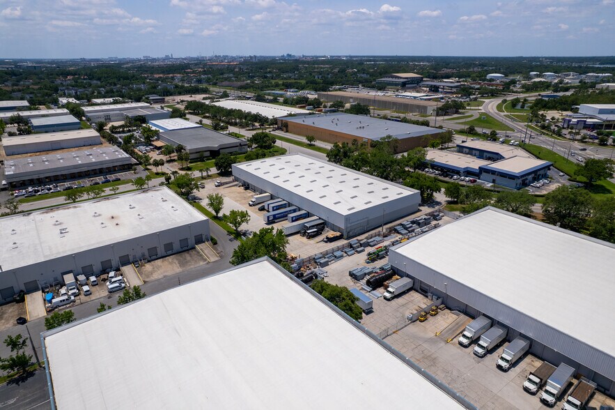 More Photos Of 4629 36th St, Orlando Unknown For Lease