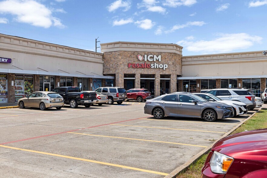 More Photos Of 803 E NASA Rd 1, Webster Unknown For Lease