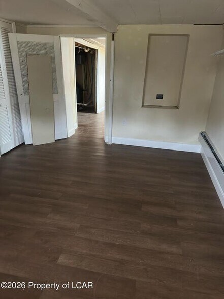 More Photos Of 546 W Main St, Plymouth Apartments For Sale