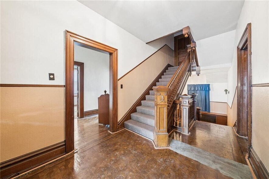 More Photos Of 112 Alexander Ave, Greensburg Office Residential For Sale