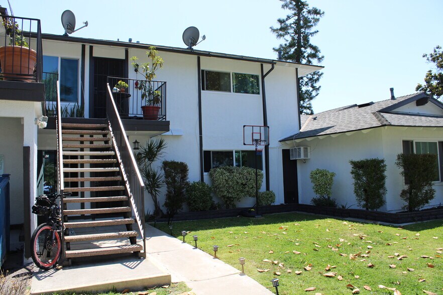 More Photos Of 2321 E Omega Ave, Anaheim Apartments For Sale