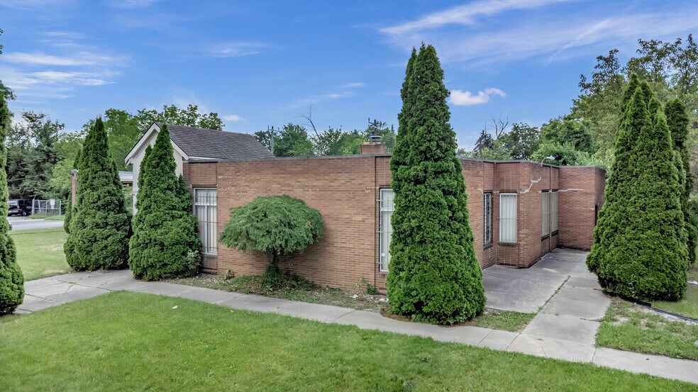 More Photos Of 19711 Greenfield Rd, Detroit Religious Facility For Sale