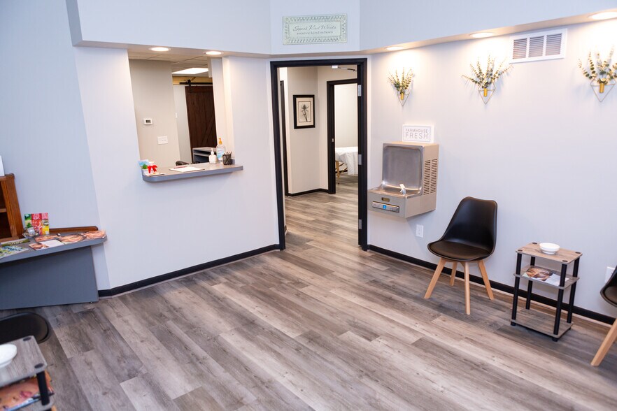 More Photos Of 340 W Grand River Ave, Webberville Medical For Sale