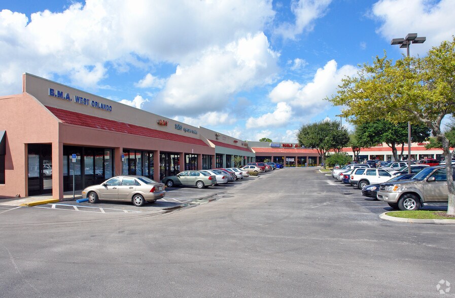 More Photos Of 5600 W Colonial Dr, Orlando General Retail For Lease