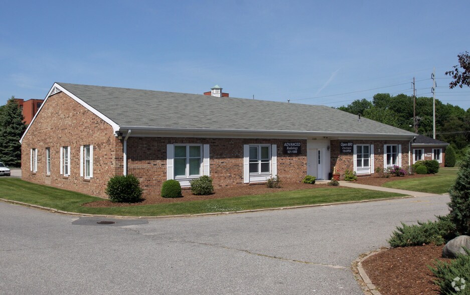 More Photos Of 353 Centerville Rd, Warwick Office For Lease