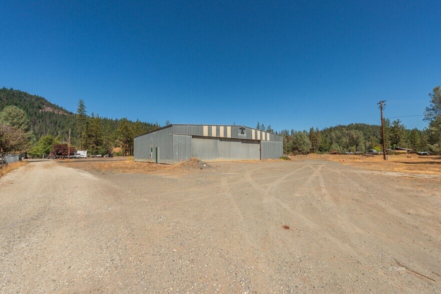 More Photos Of 30661 State Highway 3, Douglas City Auto Repair For Sale