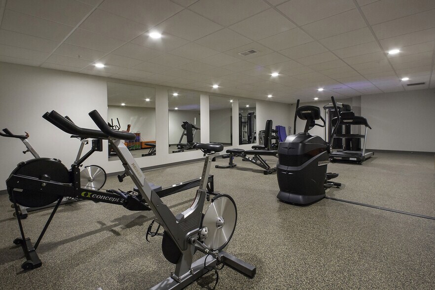 More Photos Of 125 Dundas Rd, Kelowna Apartments For Sale