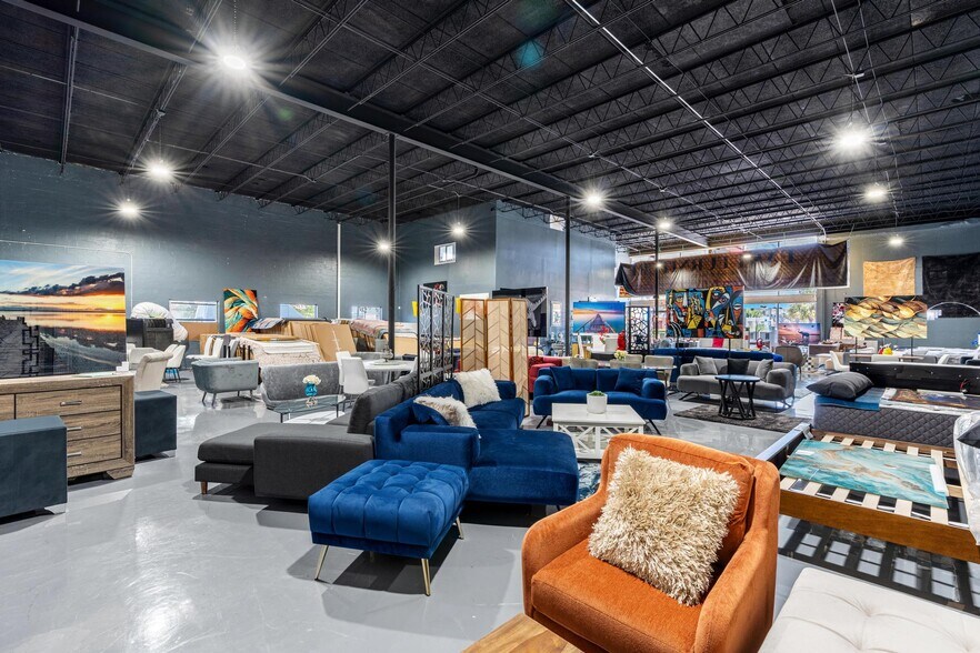 More Photos Of 1500 E Commercial Blvd, Fort Lauderdale Freestanding For Sale