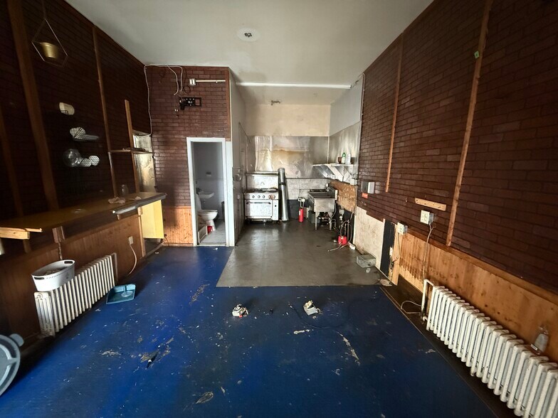 More Photos Of 185 Howard Ave, Brooklyn Storefront For Lease