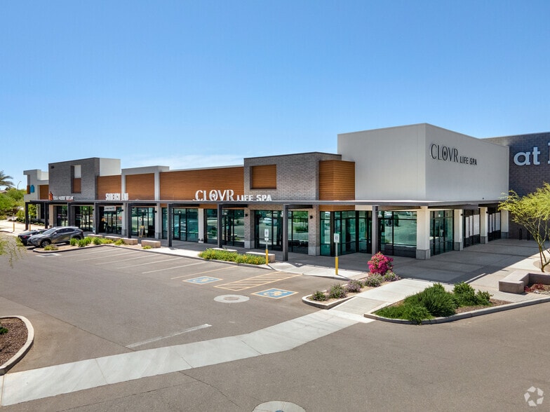 More Photos Of 2524 S San Tan Village Pkwy, Gilbert Storefront For Lease