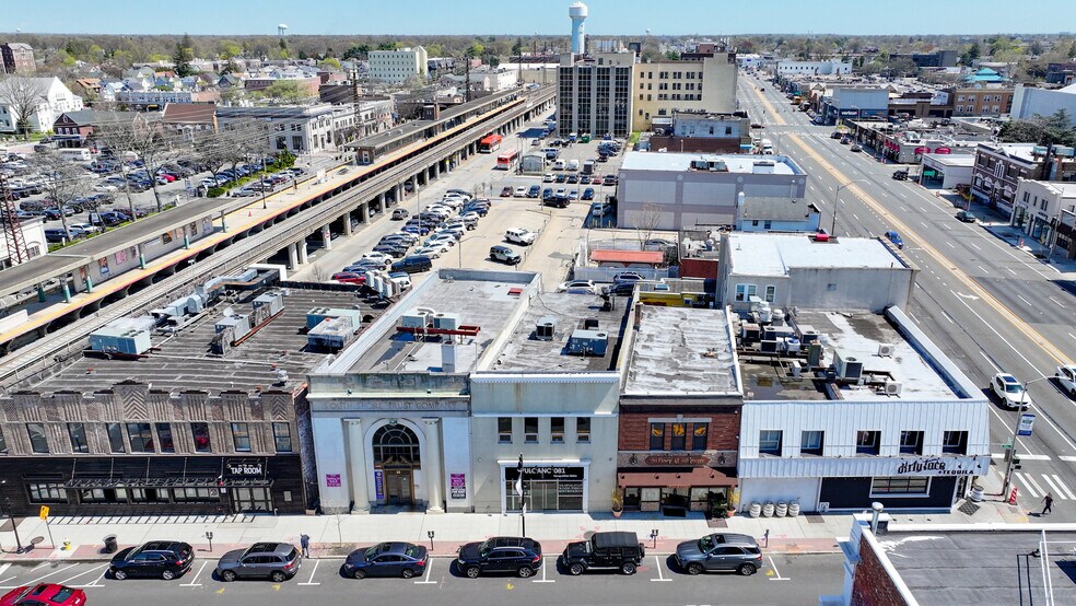 More Photos Of 43 N Village Ave, Rockville Centre Freestanding For Lease