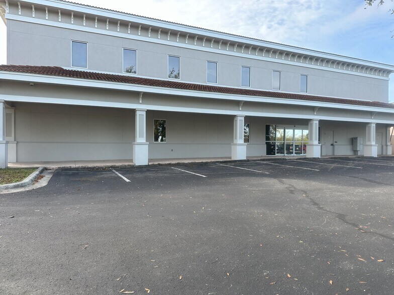 More Photos Of 4937 Clark Rd, Sarasota Medical For Sale