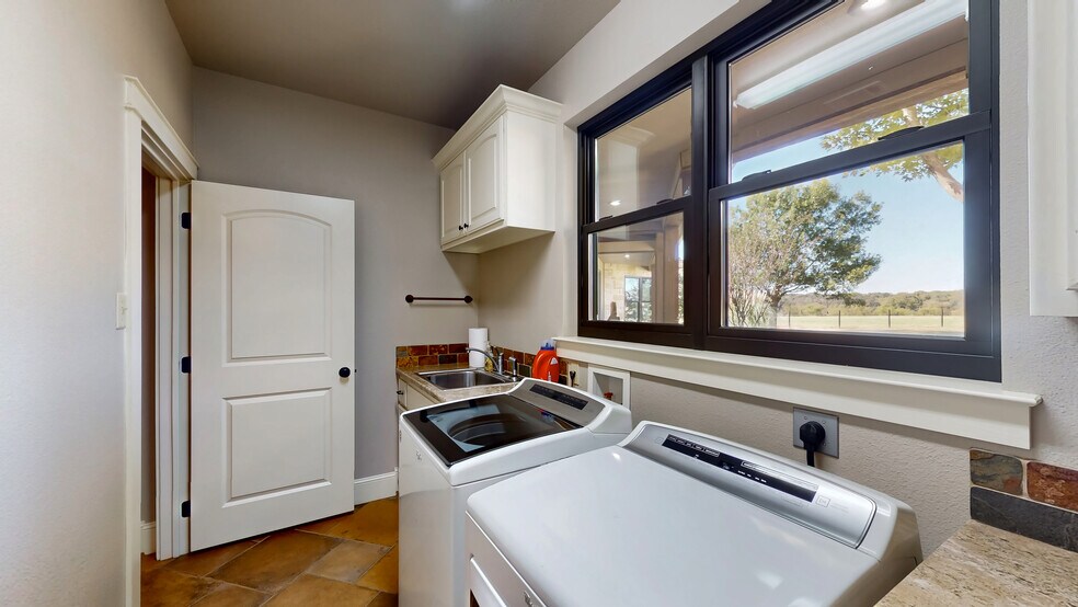 More Photos Of 2261 TX-276, Emory Specialty For Sale