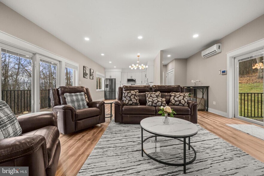 More Photos Of 13537 Hanging Rock Ln, Lovettsville Multifamily For Sale