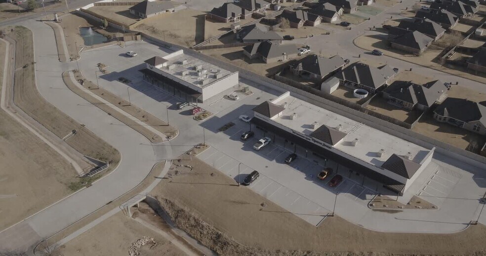 Primary Photo Of 1049 Vision Blvd, Shawnee General Retail For Lease