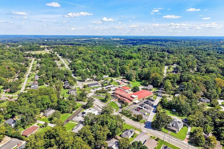 More Photos Of 224 E Broad St, Winder Medical For Sale