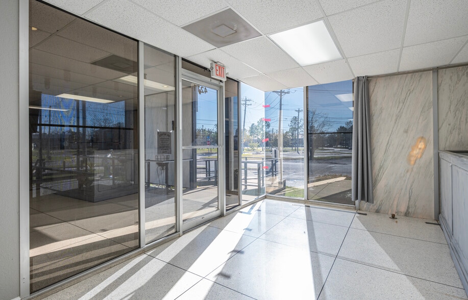 More Photos Of 4211 Video St, Dickinson Office For Sale