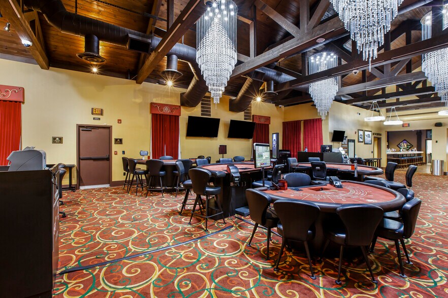 More Photos Of 11275 Folsom Blvd, Rancho Cordova Restaurant For Lease