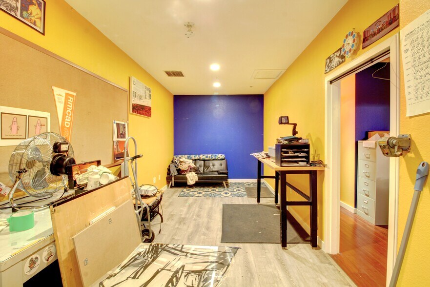 More Photos Of 4520 Broadway St, Boulder Storefront Retail Office For Sale