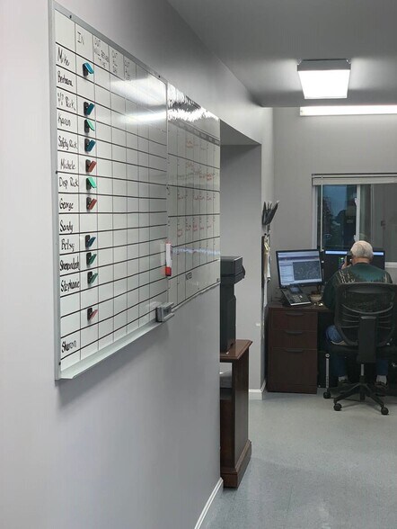 More Photos Of 2929 Valley Ave, Winchester Truck Terminal For Lease